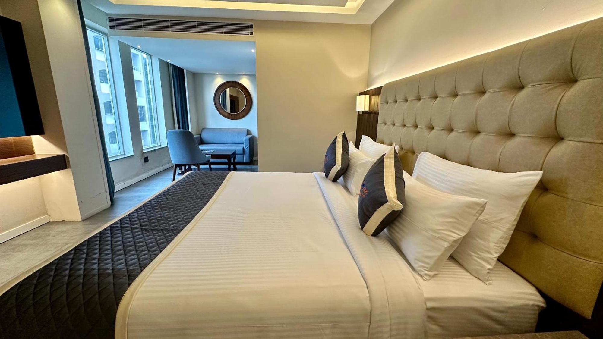Hotel The Sea View, Mangalore Extérieur photo